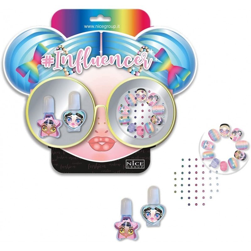 INFLUENCER NAIL TREND